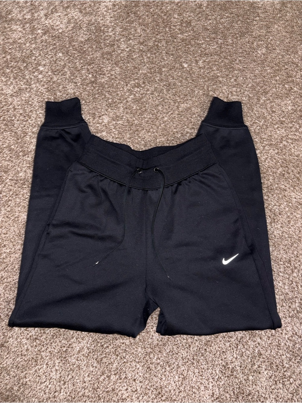 Nike Womens Therma Fit Black Jogger Bottoms XS